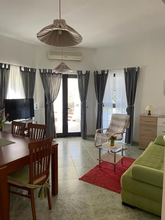 Apartments Sterna Grožnjan Exteriör bild