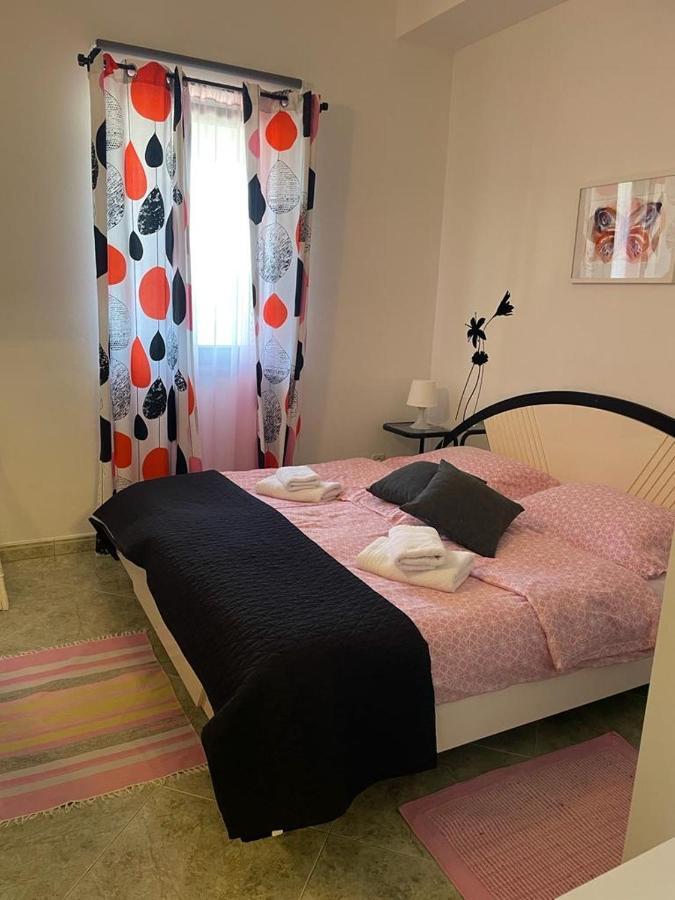 Apartments Sterna Grožnjan Exteriör bild